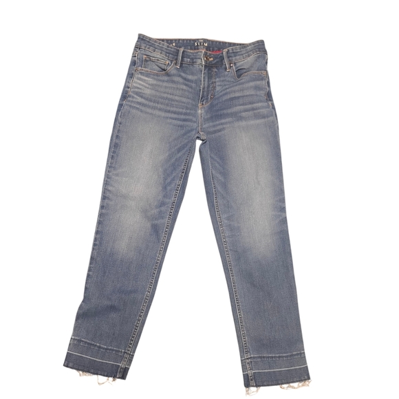White House Black Market Denim - White House Black Market The Slim Crop Women's Ligh Blue Jeans Size 6